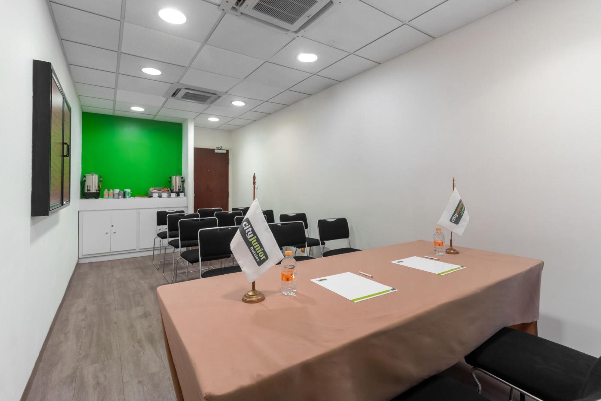 City Express Junior By Marriott Tuxtla Gutierrez Poliforum Exterior photo